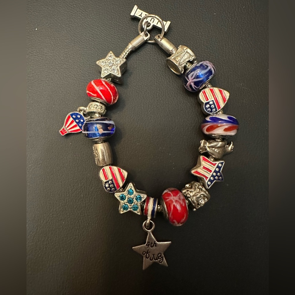 Willabee And Ward “4th of July” Charm Bracelet Size 8”